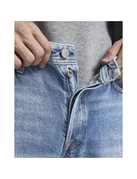 Chris Loose Fit Jeans in Mid Rise - 3