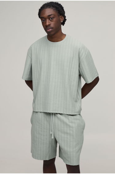 Oversized Shrunken Jacquard Stripe T-Shirt & Baggy Shorts Set - light grey
