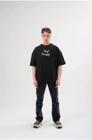 JANES Oversized Printed Crew Neck T-Shirt
