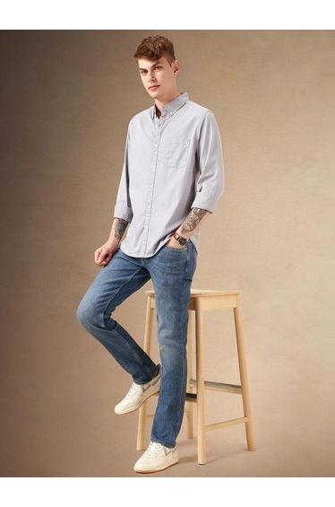 Solid Relaxed Fit Spread Collar Shirt with Pocket