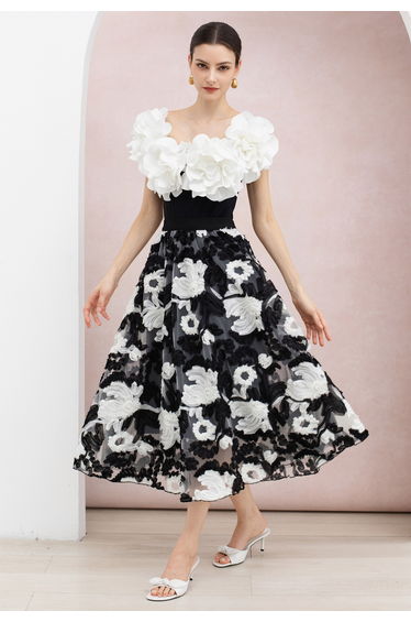 Statement 3D Ruffle Flower Swimsuit in White for Resort Getaways & Beach
