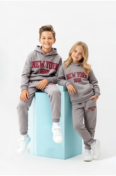 Gray slogan knitted bottom - top set