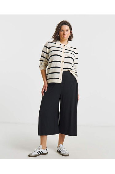 Black V/E Wide Leg Culottes