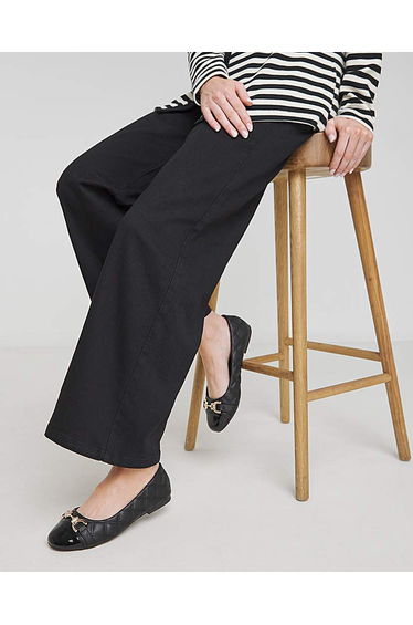 Toe Cap Hardware Detail Ballerina Wide