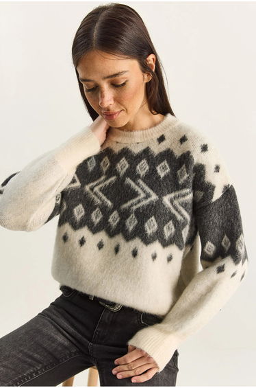 LUCCI Ethnic Pattern Thick Knit Sweater with Crew Neck