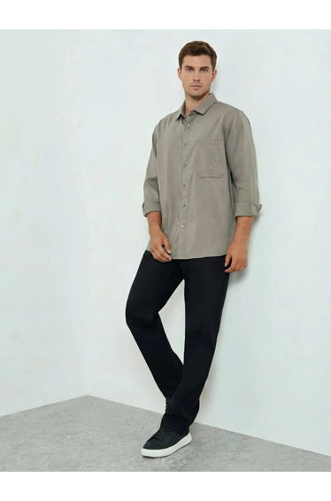 Men Grey Solid Relaxed Fit Shirt