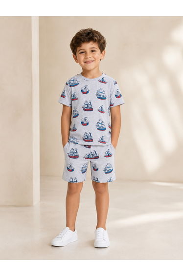Boys Graphic Print T-Shirt and Shorts Set
