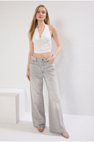 Ecru Neck Tie Body-Smoothing Crop Flexible Knit Blouse