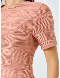 فستان ميدي بتصميم بشكل A بكسرات عريضة - 3