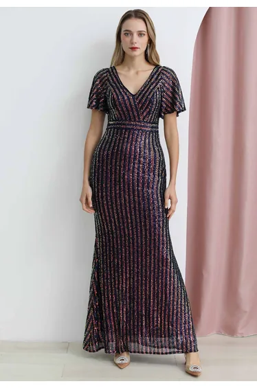 فستان متعدد الالوان بقصة مستقيمة