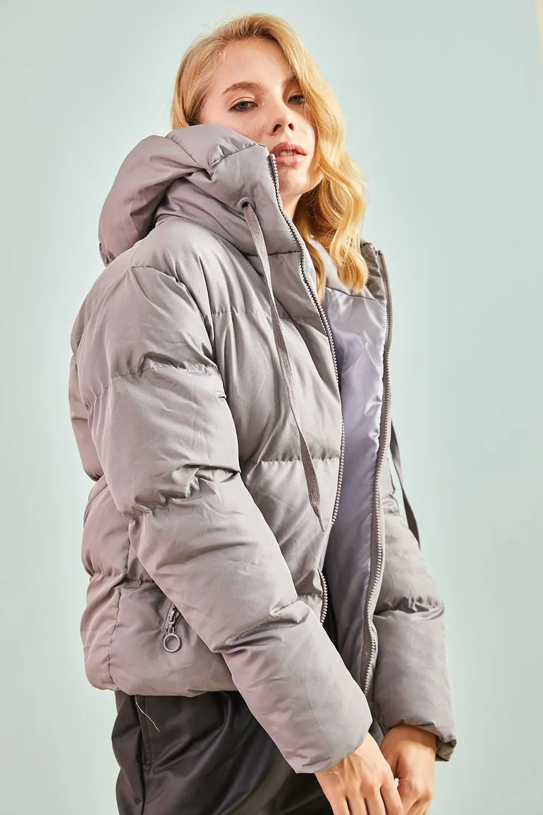 Women's Hooded Puffer Coat - 3
