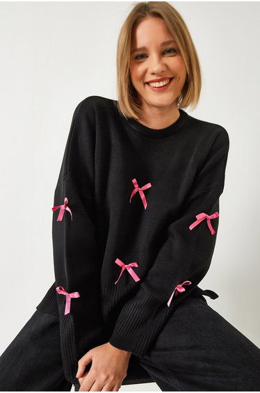 LUCCI Patterned Acrylic Crew Neck Sweater with Bow Detail