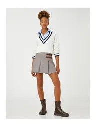 Women's Ecru Sweater