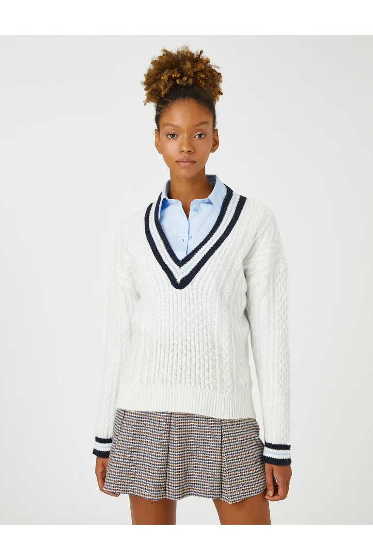 Women's Ecru Sweater - 2