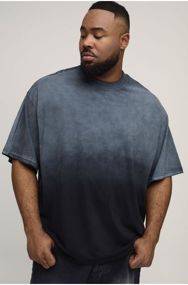 Plus Oversized Extended Neck Heavy Weight Spray Wash T-shirt - washed black