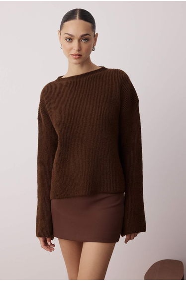 Brown 2-Piece Soft Texture Wide Pattern Knitwear Sweater-Poncho Set