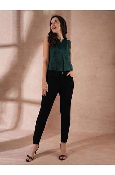 Textured Floral Print V-Neck Sleeveless Top
