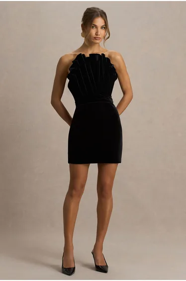 فستان كلوب ال لندن مخمل أسود قصير بقصة مستقيمة بلا أكتاف