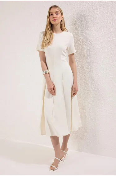 فستان ميدي مبطن - أبيض