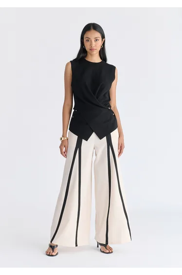 Contrast Detail Wide Leg Trousers