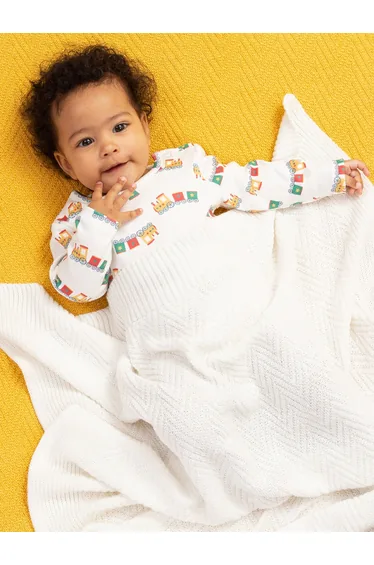 Heirloom Knit Blanket Off White