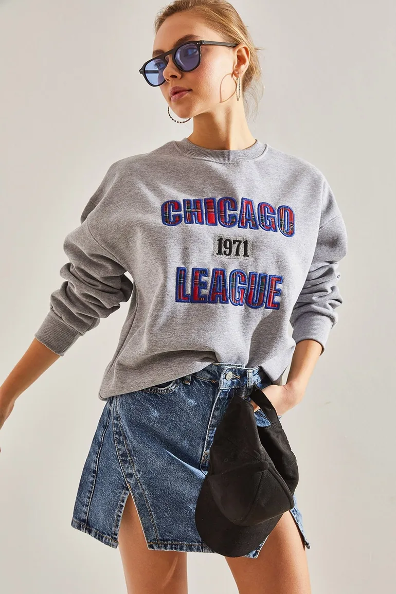 Women's Chicago Printed Three Thread Raised Sweatshirt
