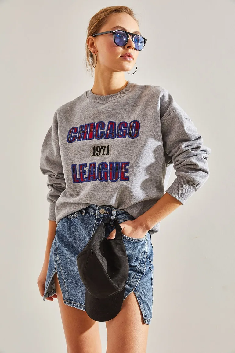 Women's Chicago Printed Three Thread Raised Sweatshirt - 3