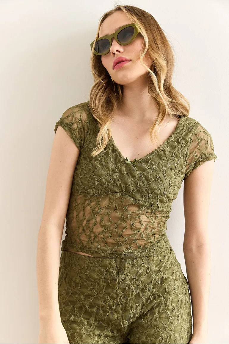 Women's Khaki Roba Lined V-Neck Crop Lace top - 3