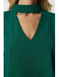 Women's Emerald Green Crepe Blouse with Window Detailed and Decollete - 4
