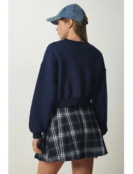 Women's Navy Blue Printed Raised Crop Knitted Sweatshirt - 2
