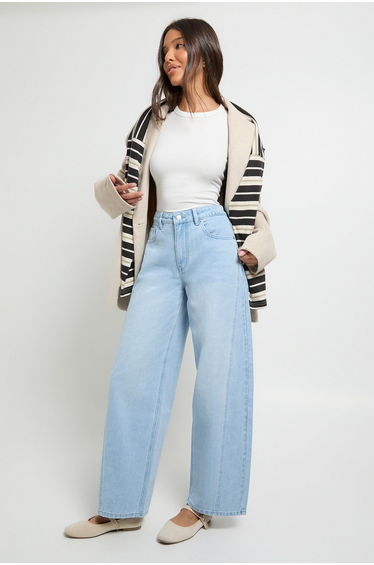 Mid Waist Twisted Seam Barrel Leg Jean - bleach wash