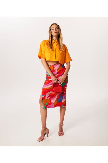 Cropped shirt with asymmetrical pockets