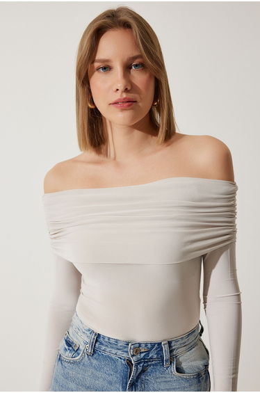 Women's Beige Off-Shoulder Gather Detailed Blouse