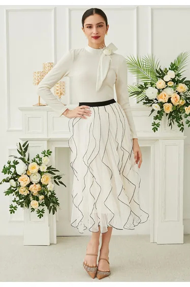 Rippling Attraction Panelled Mesh Tulle Skirt in Cream