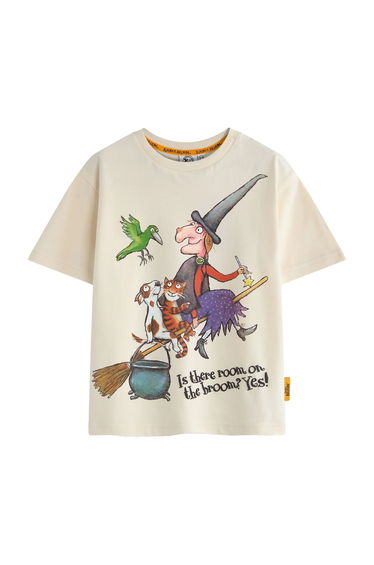 The Gruffalo Childrens/Kids Room On The Broom Group Pose Short-Sleeved T-Shirt - Beige