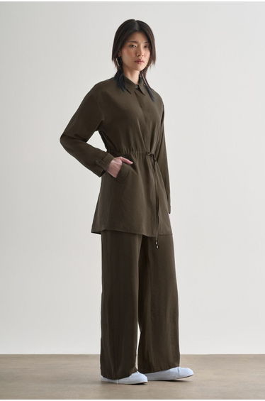 Mizalle Double Pocketed Waist Rope Gathered Modal Tunic