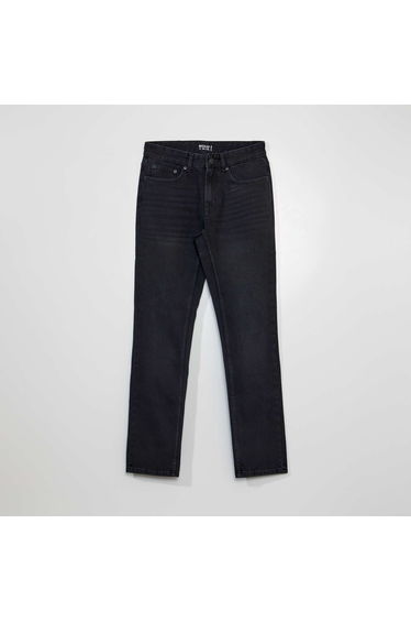 Straight-leg jeans