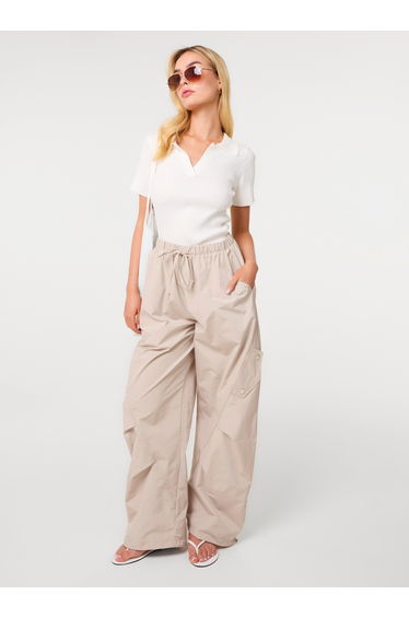 Pocket Detail Wide Leg Cargo Trousers