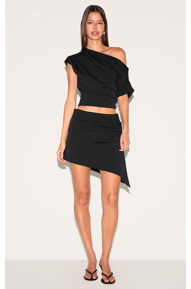 Black Woven Ruched Mid Rise Mini Skirt