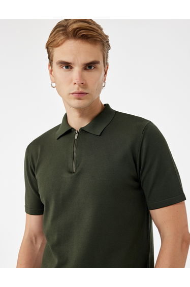 Short Sleeve Knit T-Shirt