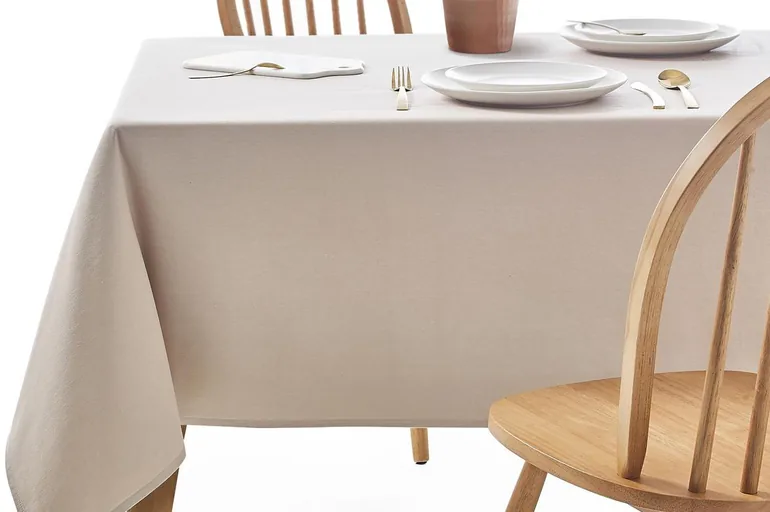 Scenario Cotton Tablecloth with Anti-Stain Treatment
