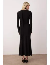 Black V-Neck A-line/Belt Opening Scarf Detail Plain Maxi Knit Dress - 3