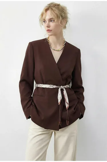 LUCCI V-Neck Belted Blazer Jacket