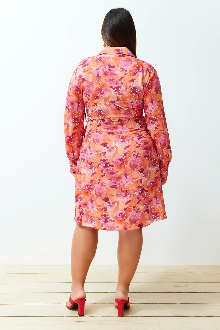 Trendyol Curve Plus Pink Floral A-Line Wrap Midi Dress - 3