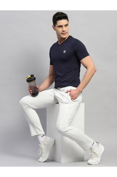 Men Navy Solid V Neck Short Sleeves T Shirt