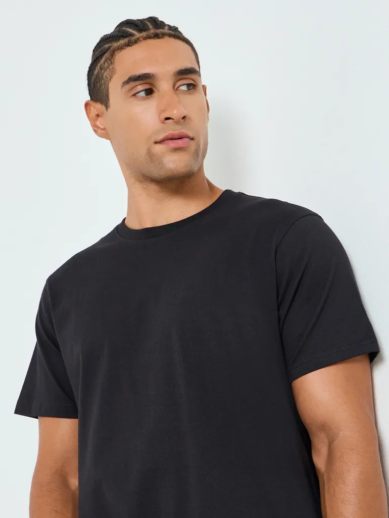 Men Black Crew Neck Regular Fit T-Shirt - 1