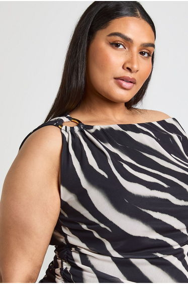 Plus Abstract Asymmetric Ruched Top - black product thumbnail 4