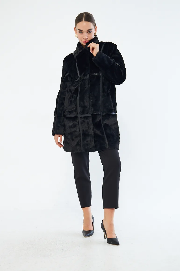 Mizalle Stripe Detailed Faux Fur Coat - 5