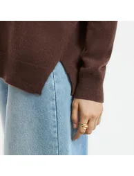 Round Neck Cashmere Jumper/Sweater with Loose Fit in Fine Knit - 3