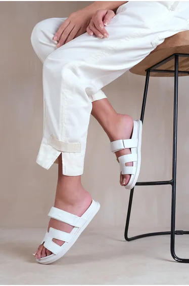 ADAGIO STRAPPY SANDALS IN WHITE FAUX LEATHER